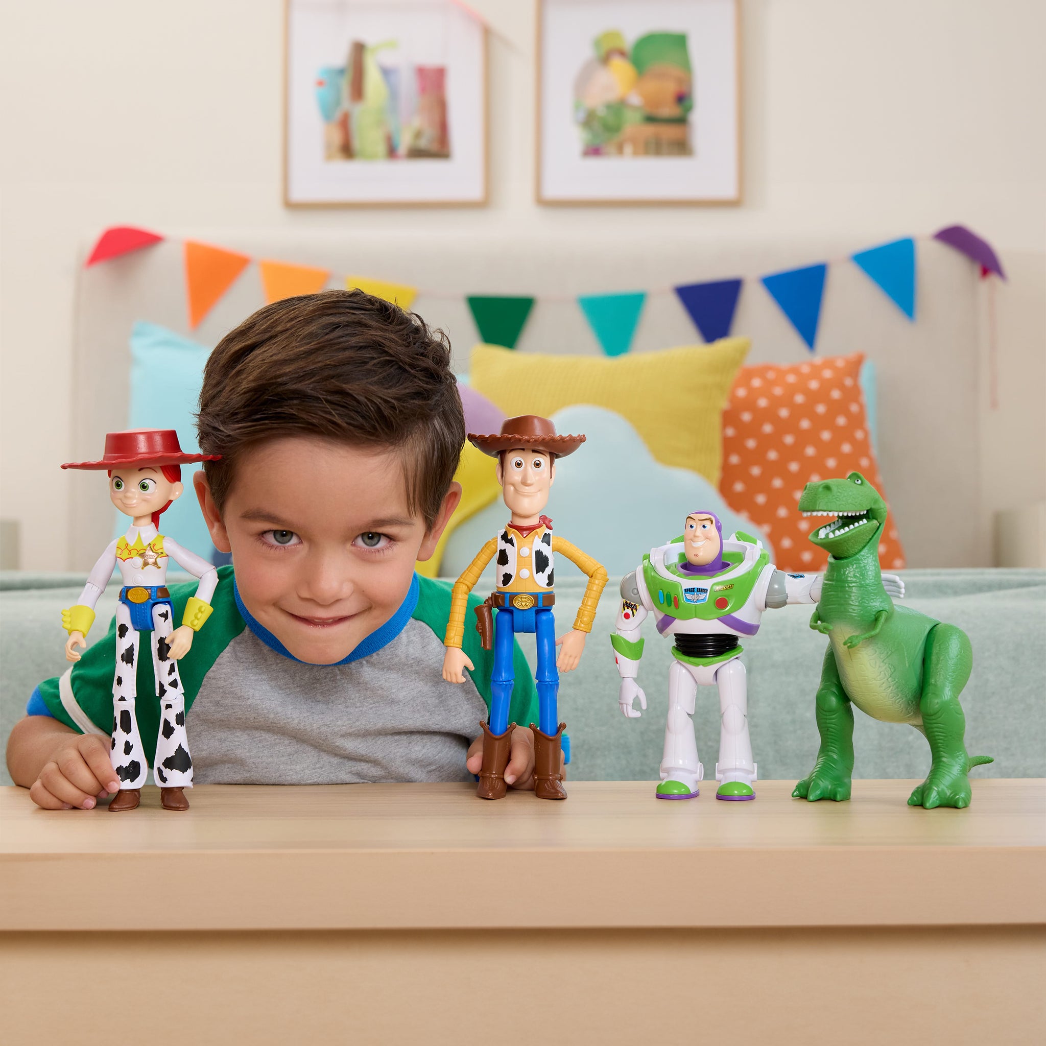 Toy Story 5 Playscale Figures assorted