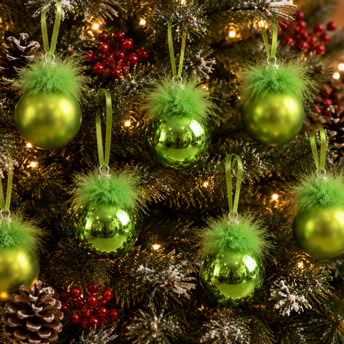 Bauble Fur Topped 6cm 8pk