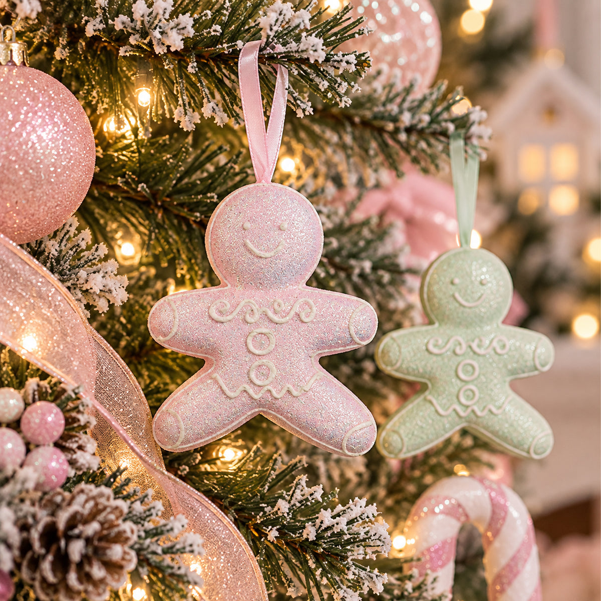 Christmas Tree Gingerbread Ornaments Decoration