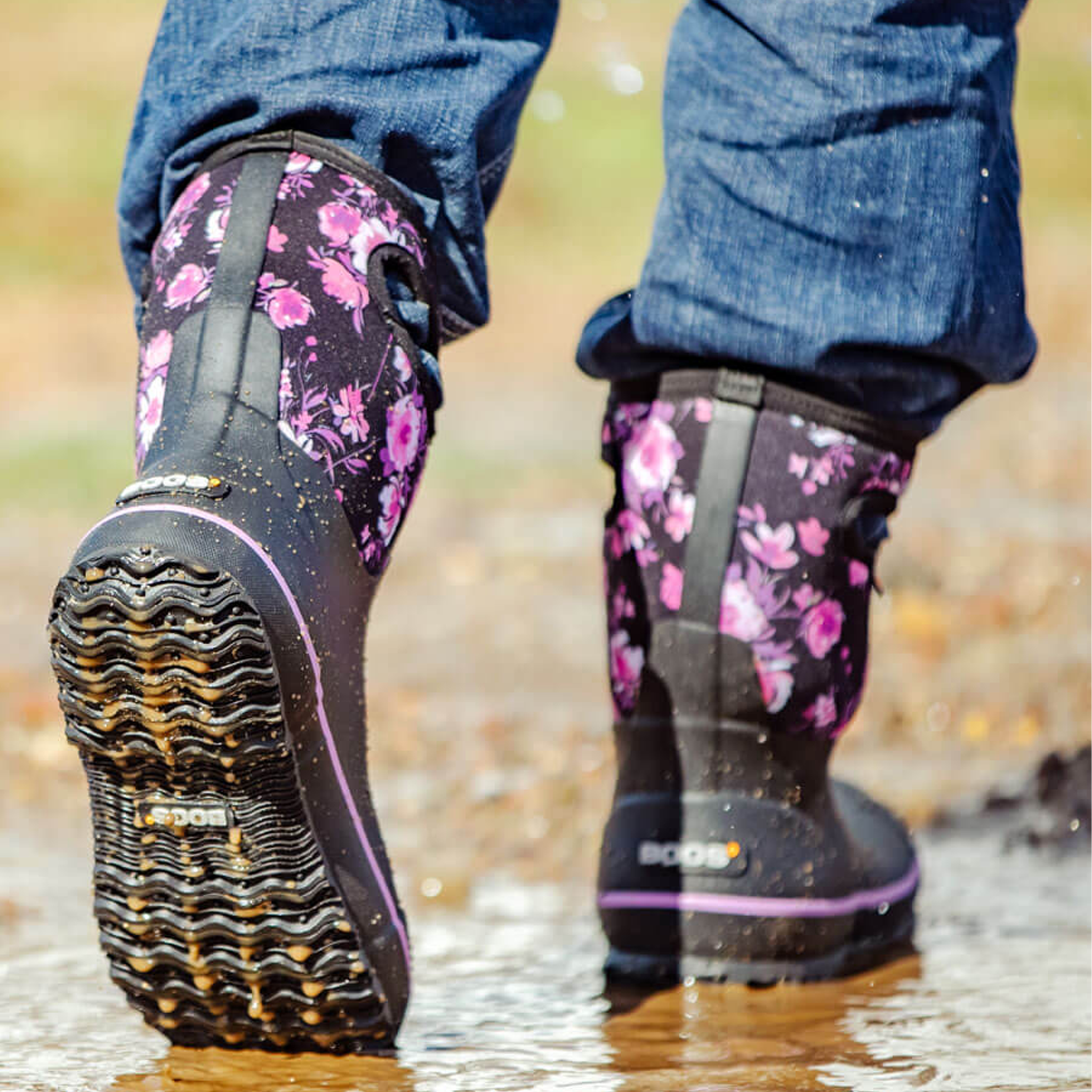 BOGS Women's Classic Mid Painterly