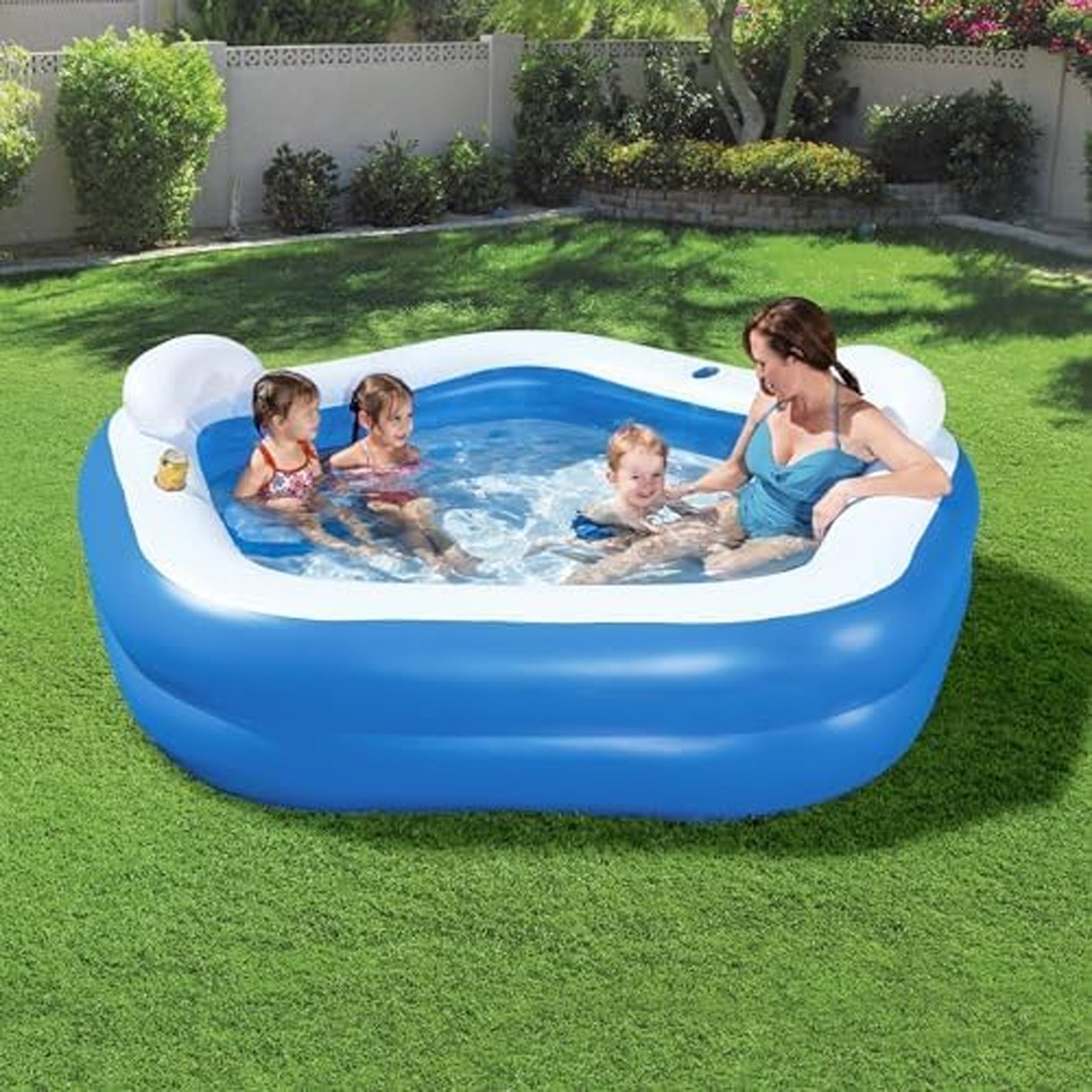 Family Fun Pool with Seats