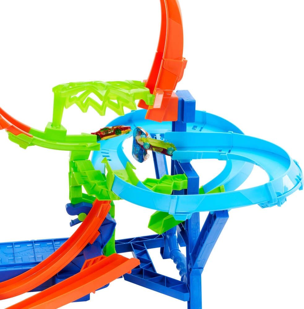 Hot Wheels Mid-Air Multi-Crash Playset