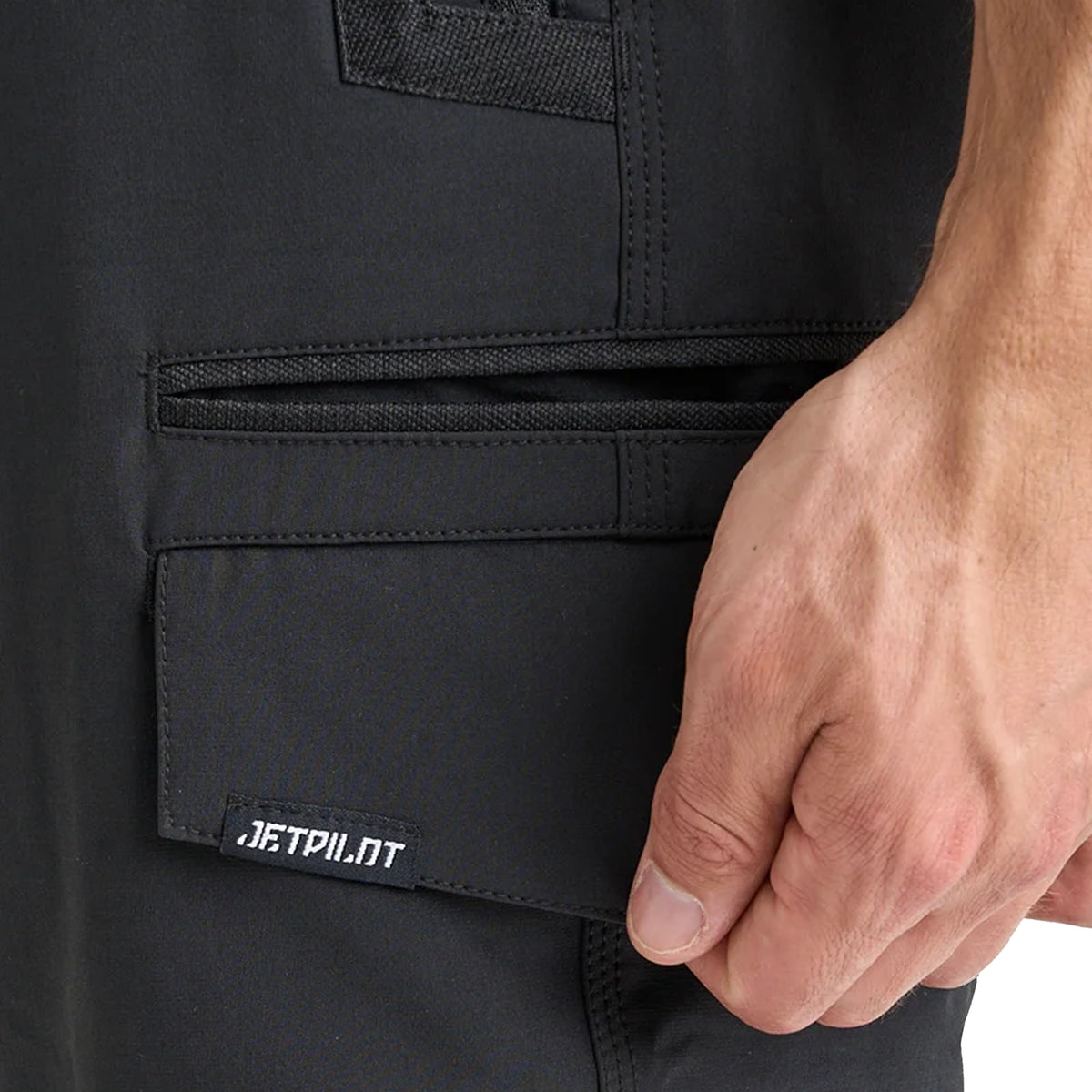 Jet Lite Hybrid Elastic Waist Cuff Pant