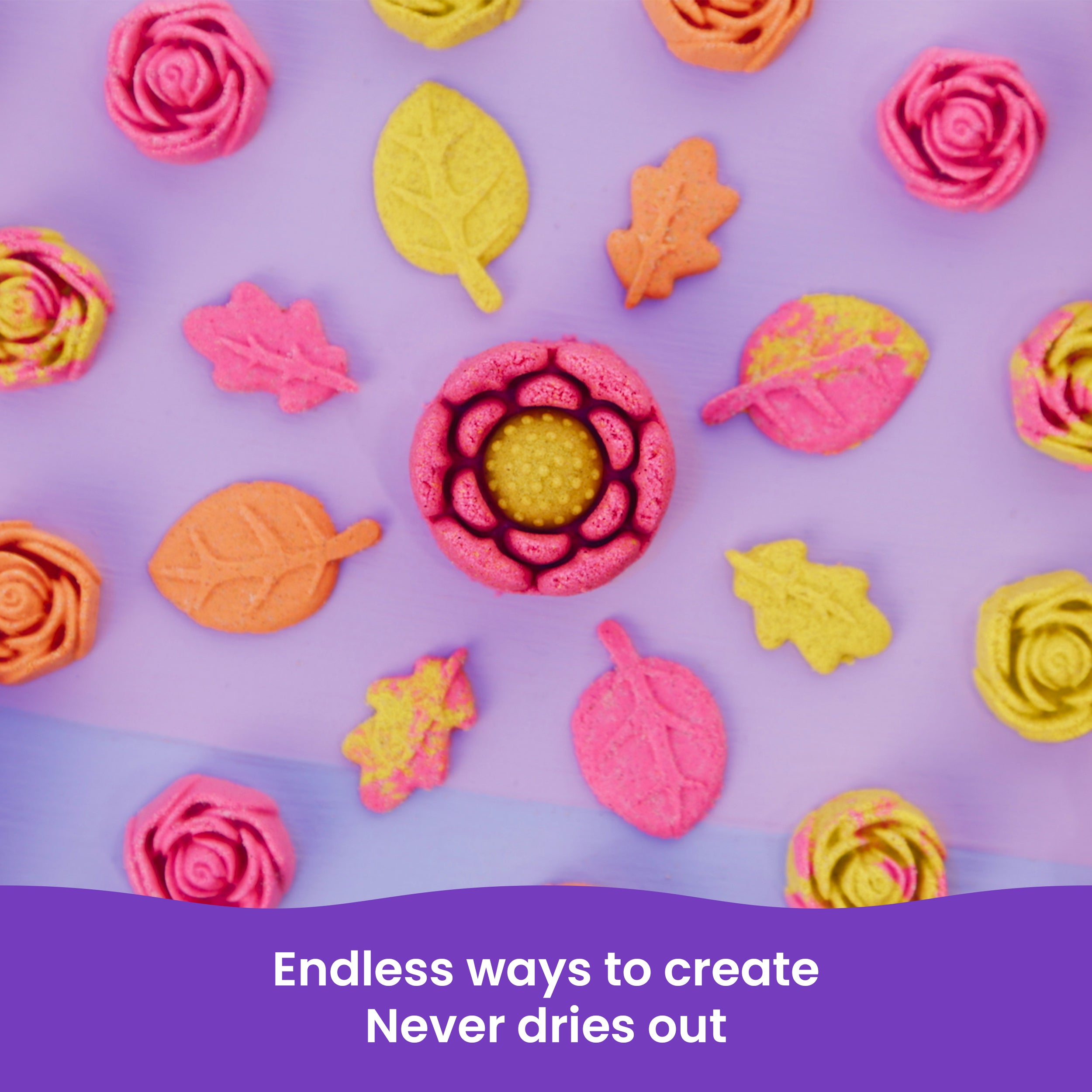 Kinetic Sand Squish Blossom Playset