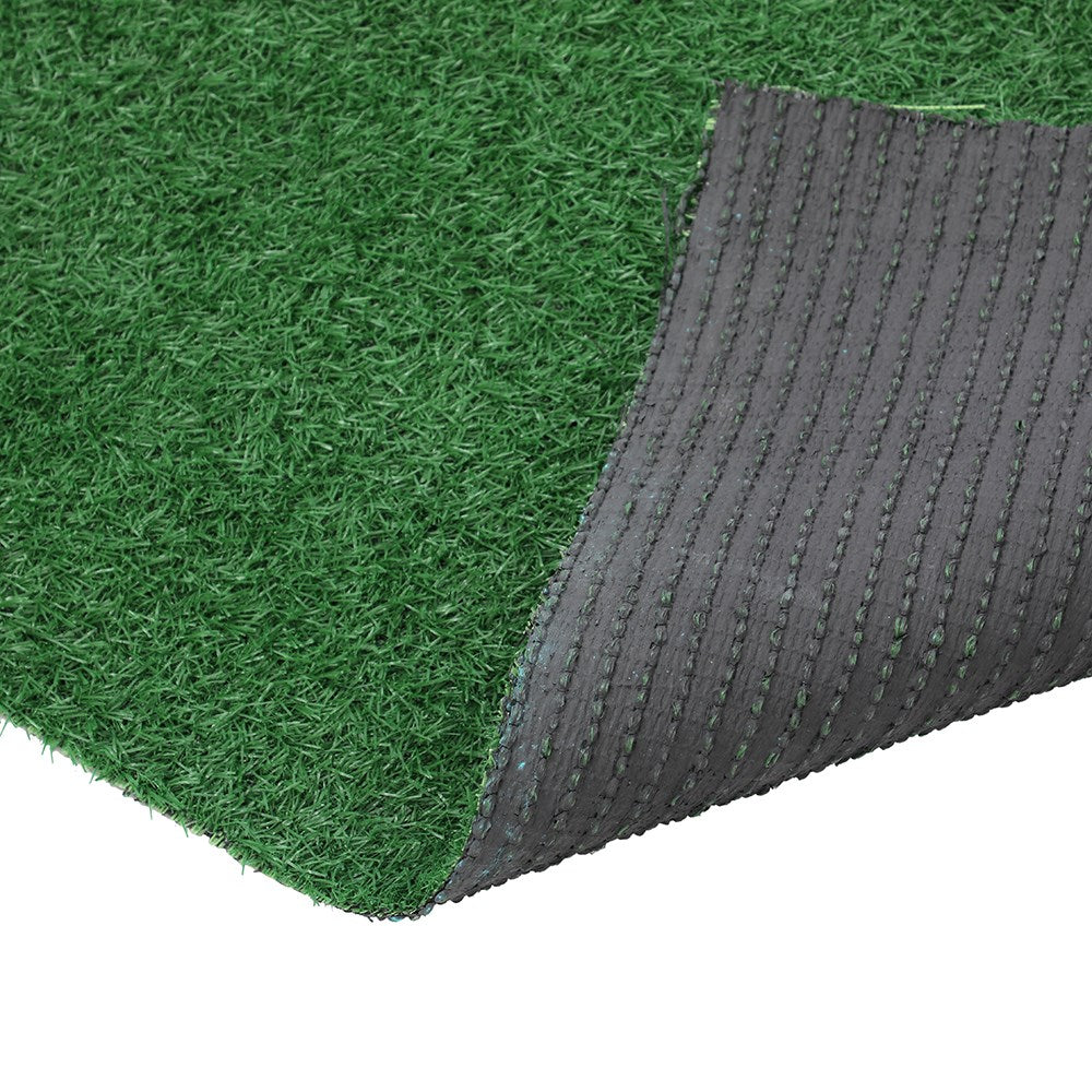 The Amazing Synthetic Grass Mat – 75 × 45cm