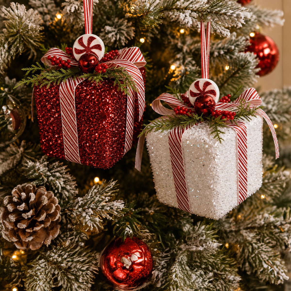 Tinsel Candy Present Assorted