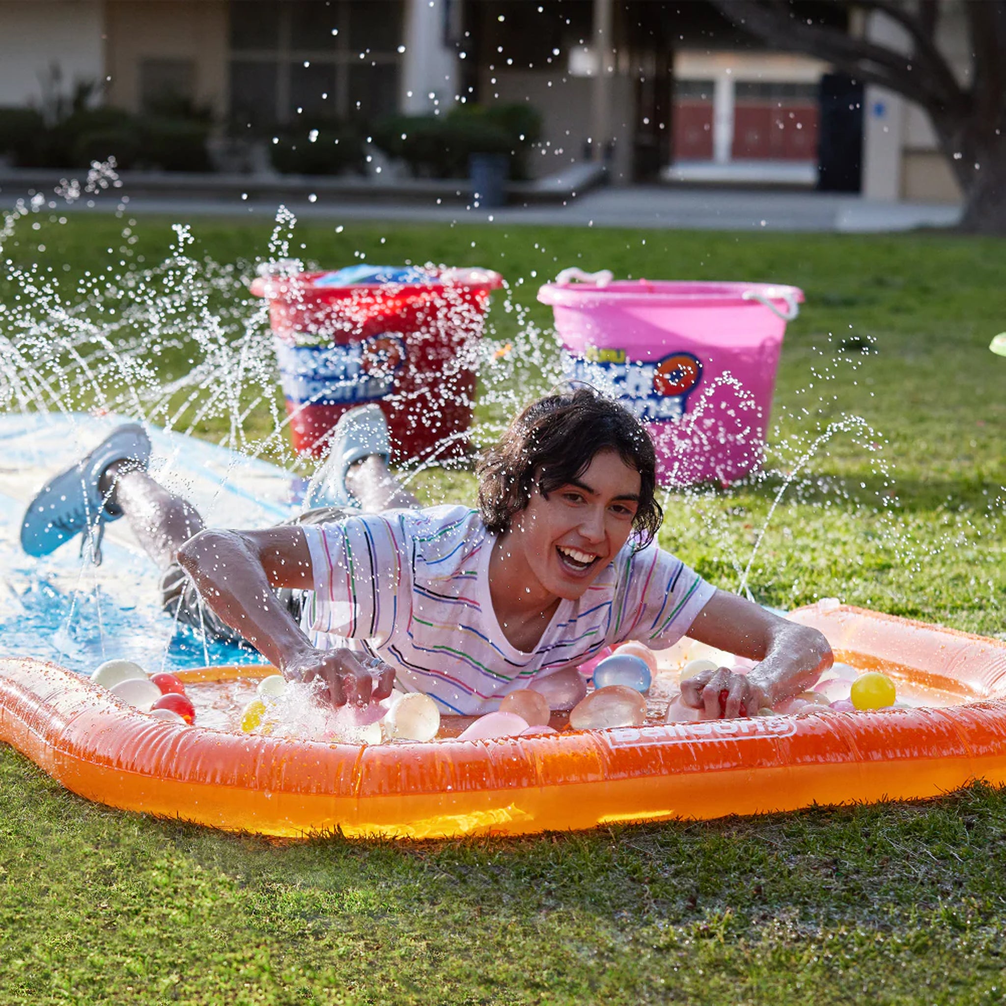 ZURU Bunch O Balloons Tropical Party Water Slide with 100 Water Balloons